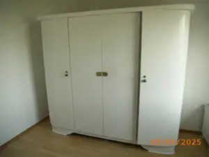 KLEIderkasten - Junghans 4-türig in weiß