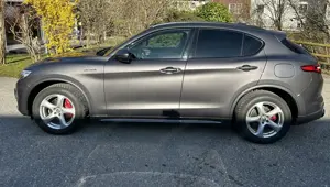 Alfa Romeo Stelvio - Veloce 2,2 16V 210PS AT8 Q4 Bild 4