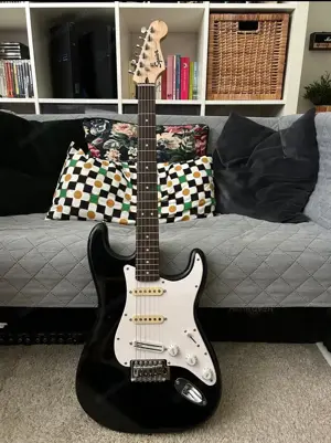 Squier Bullet Strat