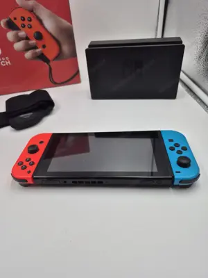 Nintendo Switch in Ovp Mit 6 Spiele Bild 2