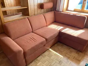 neuwertiges Sofa ausziehbar und aufklappbar 