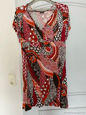 buntes Sommerkleid