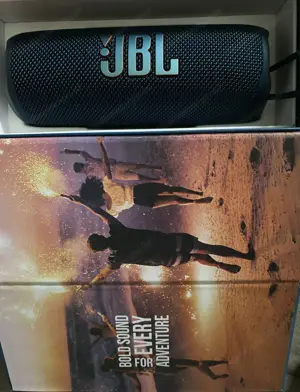 Verkaufe 2 JBL Box in schwarz und blau  Bild 6