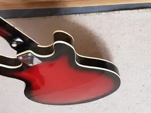 Verkaufe 1 Maya Halbresonanz Gitarre 1975 Bild 2