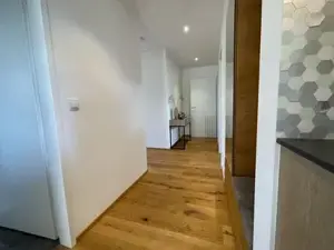 3-Zimmer Wohnung zu verkaufen, 5-Jahre alt, neuwertig Bild 3