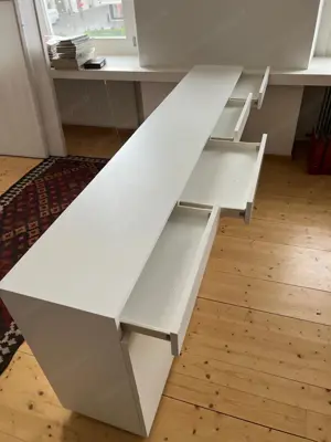 Sideboard    Schreinerarbeit der Firma Höttges Bild 2