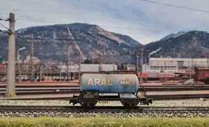 H0 Kesselwagen ÖBB Aral gealtert   patiniert Bild 2