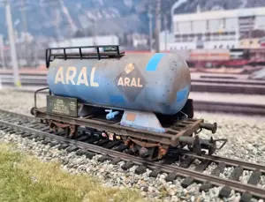 H0 Kesselwagen ÖBB Aral gealtert   patiniert Bild 4