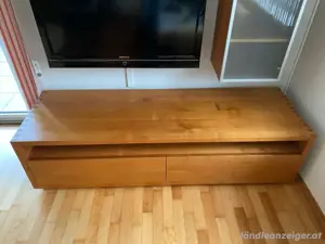 Wohnzimmer Sideboard vom Tischler Bild 2