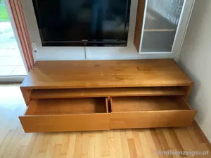 Wohnzimmer Sideboard vom Tischler Bild 3