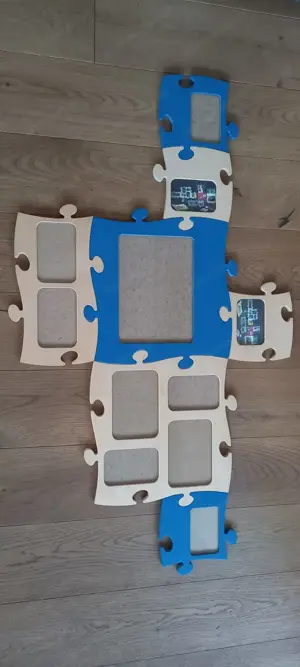 Puzzle Bilderrahmen  individuell aufhängbar  7- teilig