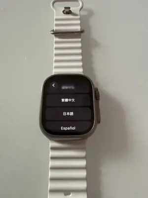 Apple Watch ultra 1 , 49mm mit weib Armbänder und OVP + rechung  , akkukapazität : 100% Bild 3