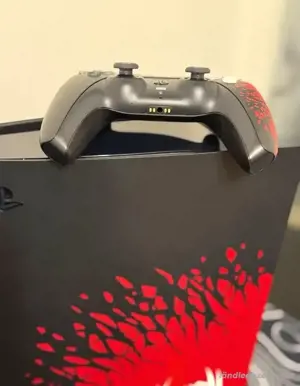 spiderman 2 Model PS5 spielkonsole mit controller + OVP Bild 5