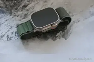 Apple Watch ultra 2 ,  49mm mit Armbänder mit akkukapazität : 100% , OVP Bild 2