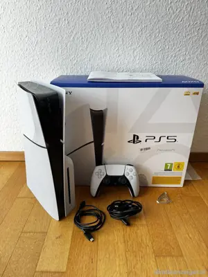 PlayStation 5 spielkonsole mit kontrollern und OVP inklusive rechung und garantie .
