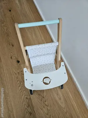 Puppenwagen