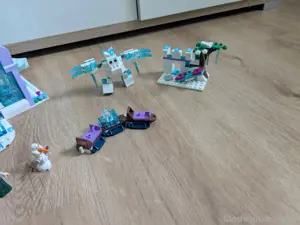 Lego Elsa Palast Bild 4