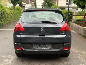 Peugeot 3008 1.6 VTI Bild 5