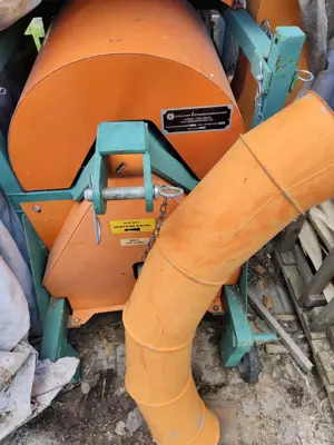 Neuhauser Entrindungsmaschine Bild 3