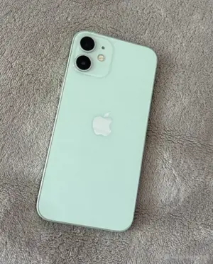 Apple iPhone 13, 128 Go , akku : 86% mit OVP  Bild 2
