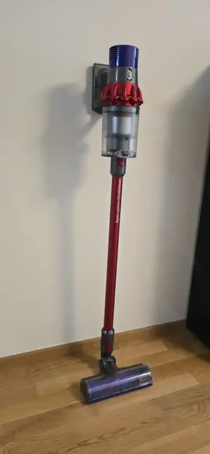Dyson Cyclone V10 Motorhead Kabelloser Staubsauger Bild 3