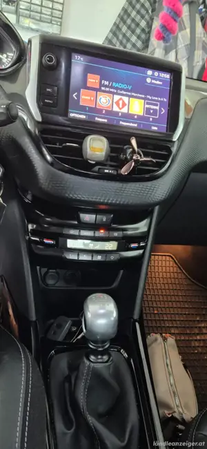 Peugeot 2008 City SUV Bild 10