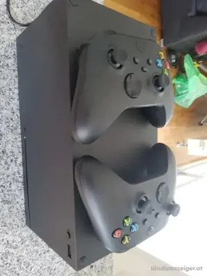 Xbox serie X Microsoft spielkonsole mit 2 kontrollern + OVP , zustand : wie neue Bild 2