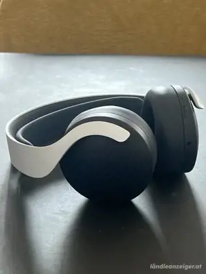 PS5 sony laufwerk  spielkonsole mit 2 kontrollern + kopförer + OVP .  Bild 4