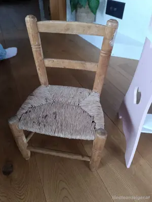 Kinder- und Puppenstühle Bild 2
