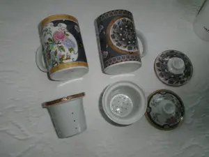 Teetassen mit Sieb und Deckel  Bild 3