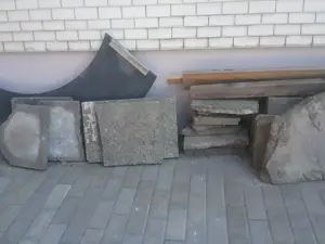 Verschenke Platten und Steine