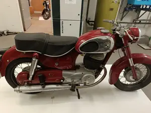 Puch SGS 250  Bild 5