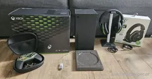 Xbox serie X schwarz spielkonsole mit kopförer und pro kontrollern OVP , zustand sehr guten +schwarz Bild 2