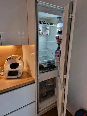 Traumhafte Winkel-Küche von nobilia, glanzweiß mit Geräten Bild 5