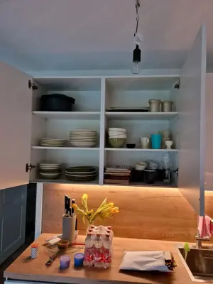 Traumhafte Winkel-Küche von nobilia, glanzweiß mit Geräten Bild 8