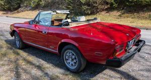 Fiat 124 Spider Bild 11