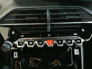 Peugeot 2008 Bild 15