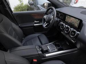 Mercedes-Benz GLA 250 4M Progressive/Wide/LED/Pano/Led 165 kW (224 PS), Automatik, Allrad Bild 4