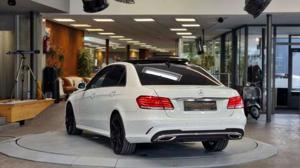 Mercedes-Benz E 220 Bild 9