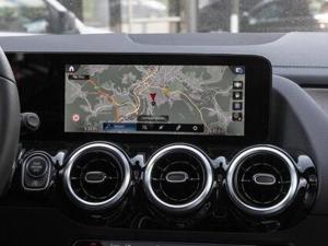 Mercedes-Benz GLA 250 4M Progressive/Wide/LED/Pano/Led 165 kW (224 PS), Automatik, Allrad Bild 9