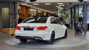 Mercedes-Benz E 220 Bild 11