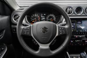 Suzuki Vitara Bild 8