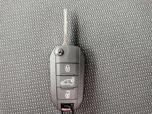 Opel Vivaro Bild 16