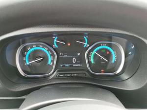 Opel Vivaro Bild 10