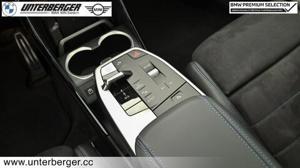 BMW X1 xDrive25e M Sportpaket // Anhängerkupplung // Head-Up // Komfortzugang Bild 11