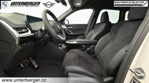 BMW X1 xDrive25e M Sportpaket // Anhängerkupplung // Head-Up // Komfortzugang Bild 7