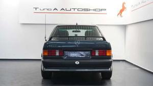 Mercedes-Benz 190 Bild 10