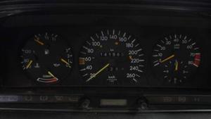 Mercedes-Benz 190 Bild 17