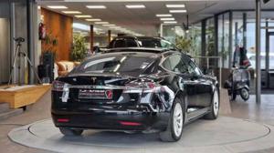 Tesla Model S Bild 8