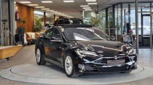 Tesla Model S Bild 14
